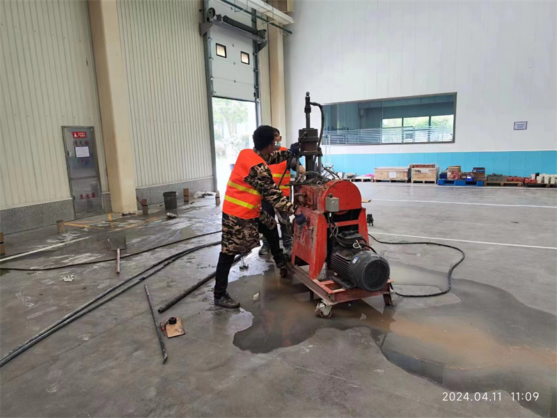 云梦厂房地面下沉塌陷注浆加固施工